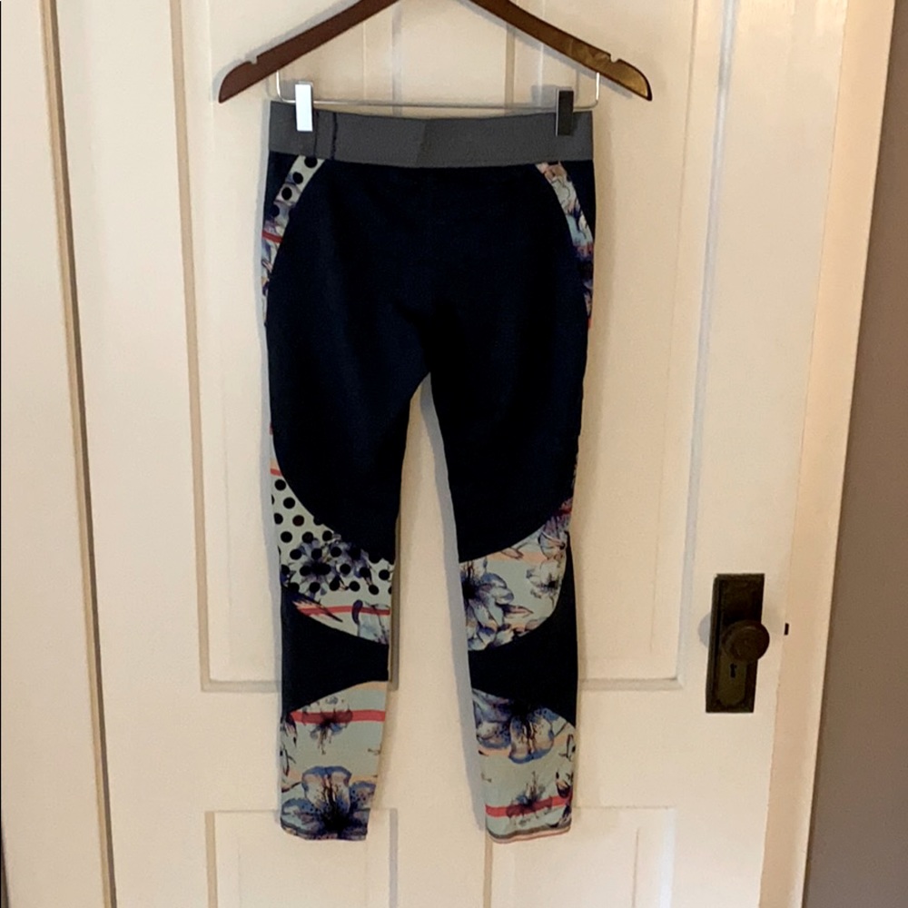 Roxy athletic leggings